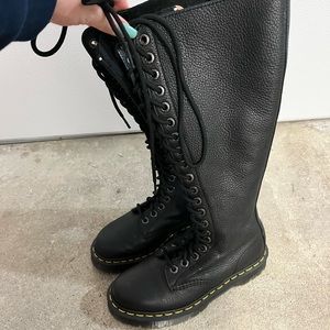 Mid calf Dr. Marten boots